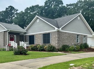 595 Plantation Dr, Andalusia, AL 36421