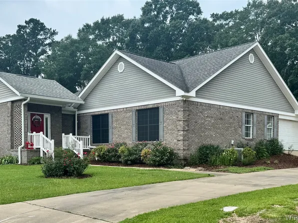 595 Plantation Dr, Andalusia, AL 36421