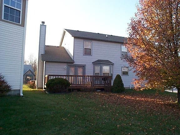 BACK YARD, DECK
