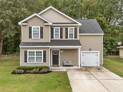 1337 King Arthur Dr, Chesapeake, VA, 23323