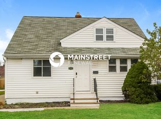 19601 Longview Ave, Maple Heights, OH 44137