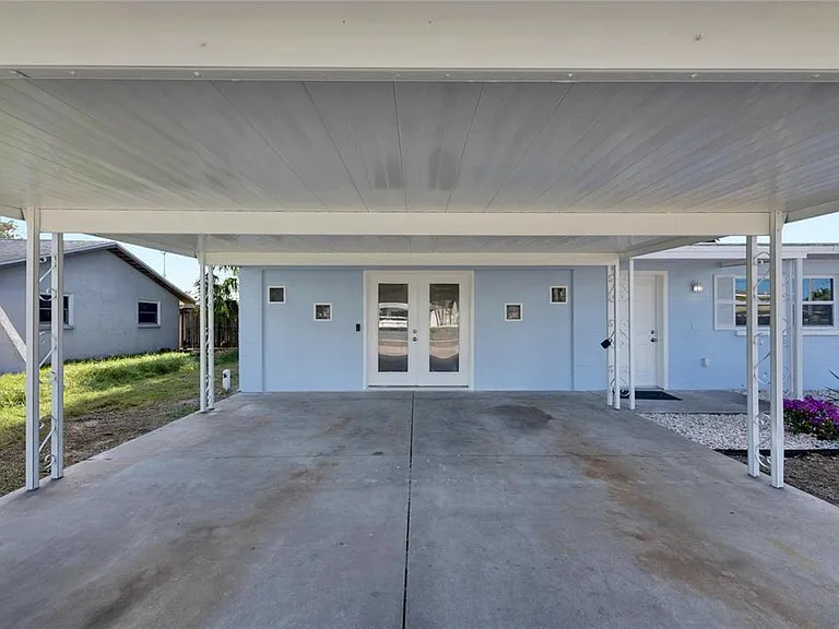 660 Flamingo Dr — Photo 7