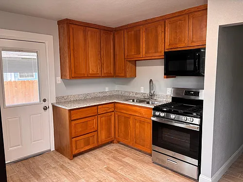1110 E Nobles Ave #B Photo 1