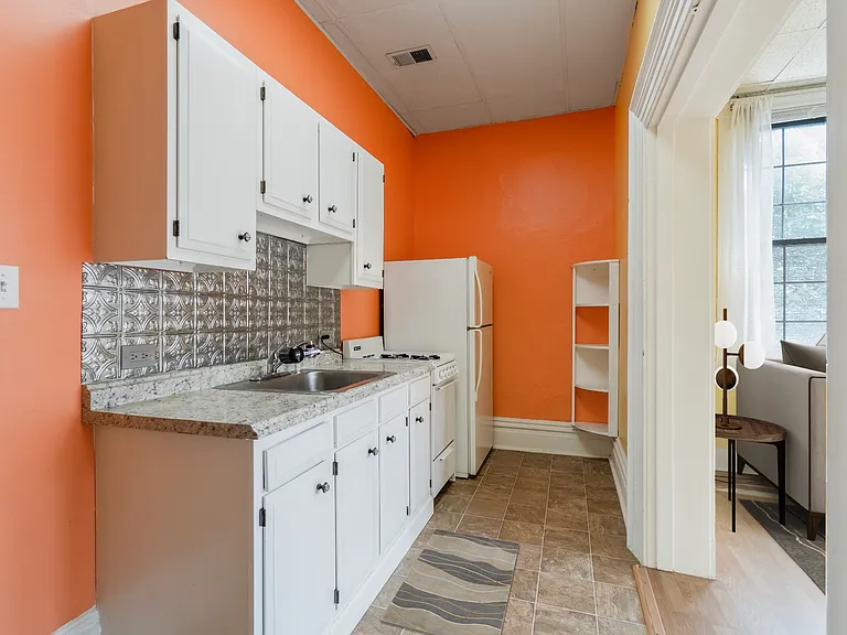 803 S Negley Ave — Photo 13