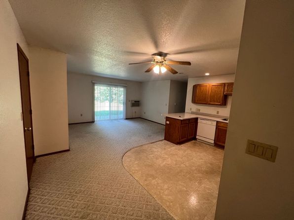 Sand Piper Building B, 5601 Sandpiper Dr #12B, Stevens Pt, WI 54482