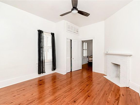 5th image of 14 N Julia St