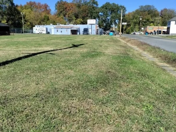 522 E Ladies Mile Rd #2, Richmond, VA 23222