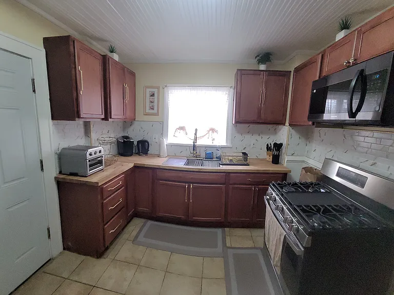 163 Marlborough Rd #5 — Photo 6