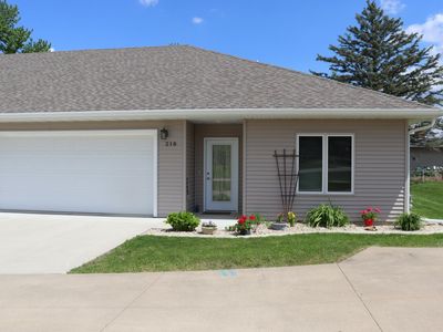 218 Thomas Dr, Rollingstone, MN, 55969