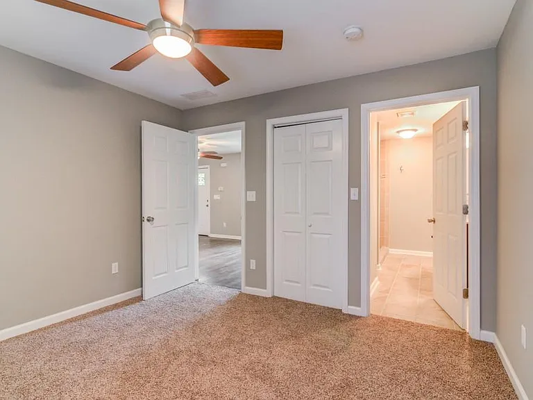567 Ashburton Ave — Photo 11