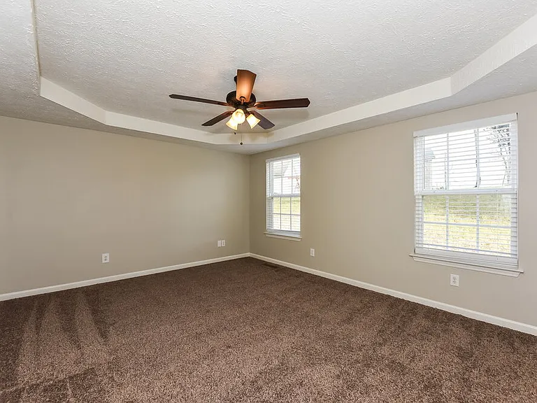 3602 Sussex Ct — Photo 10