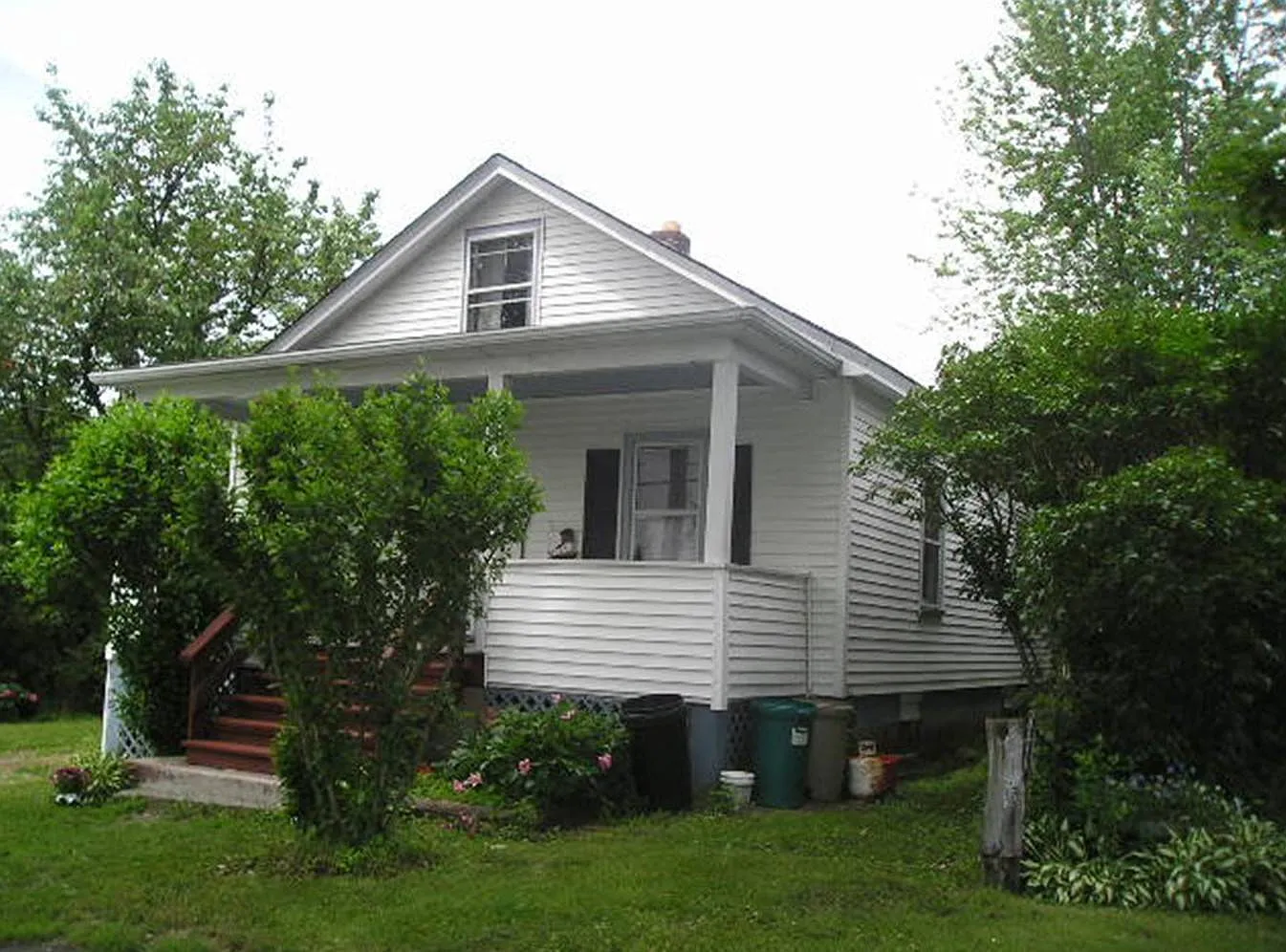 32 Blanche Ave photo 1