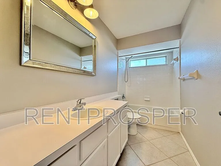 2205 Wyndam Way — Photo 17