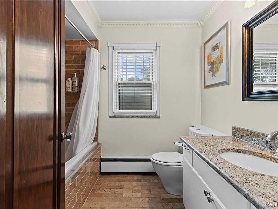 43 Wellesley Dr, photo 16