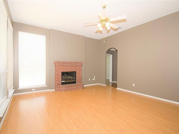 2nd image of 6212 Hillside Ln