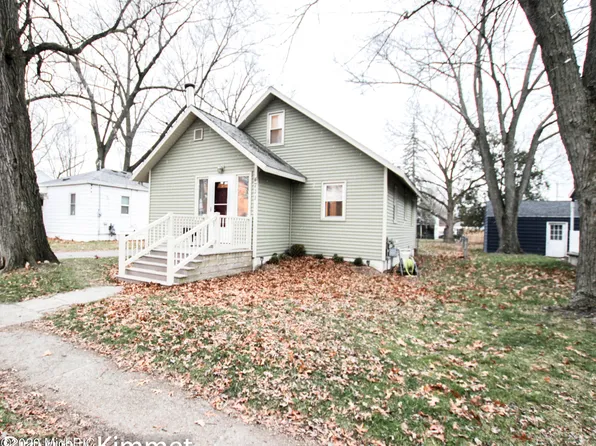 4711 Walton Ave SW, Wyoming, MI 49548