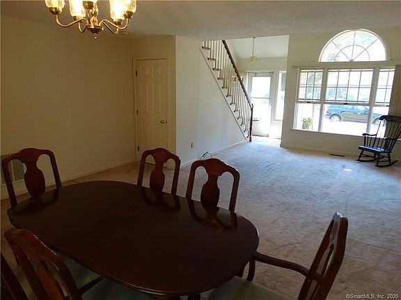 5th image of 3 Fox Hollow Dr #3