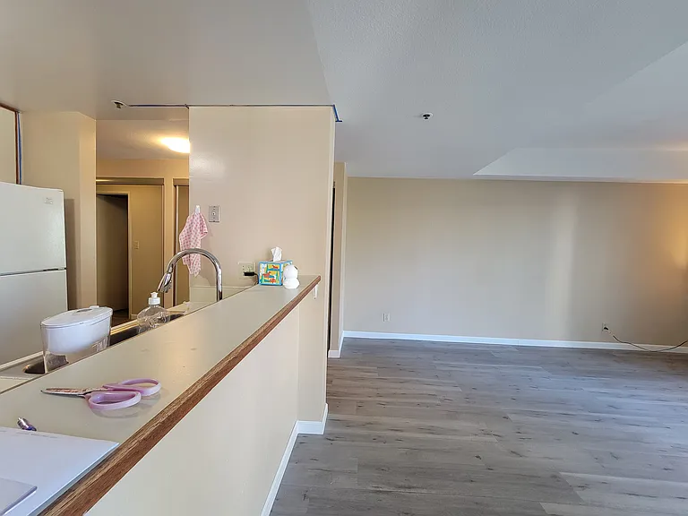 601 Van Ness Ave #211 — Photo 11