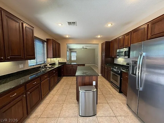 10319 Trillium Dr — Photo 5