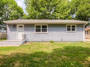 2924 E 21st St, Des Moines, IA 50317