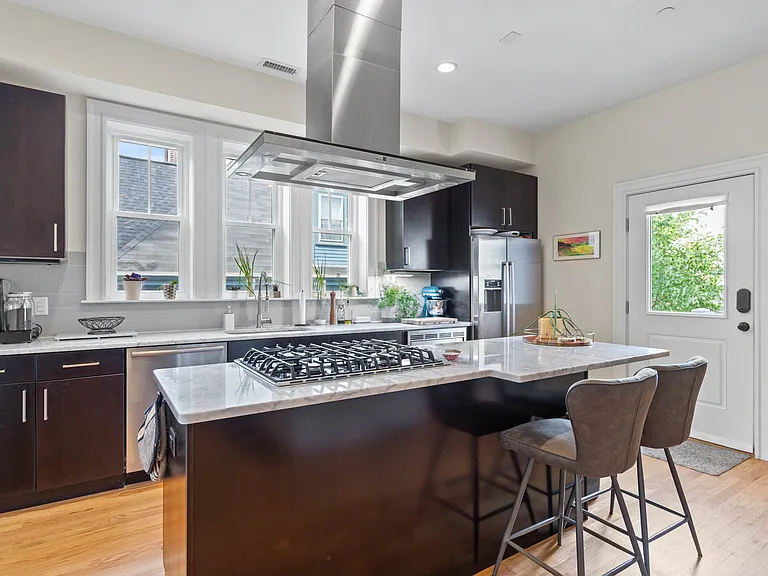 73 Sawyer Ave #3 — Photo 8