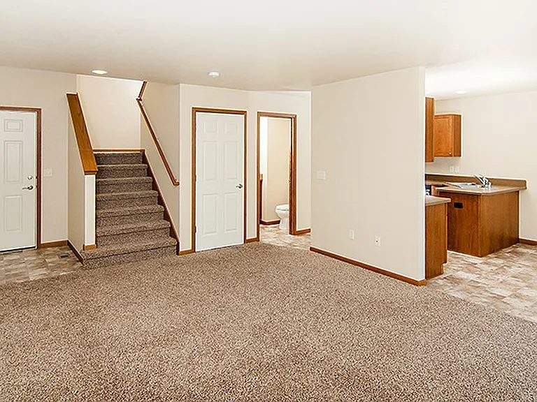 2865 Radius Cir — Photo 6