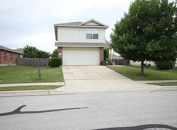 2nd image of 1117 Whitley Dr