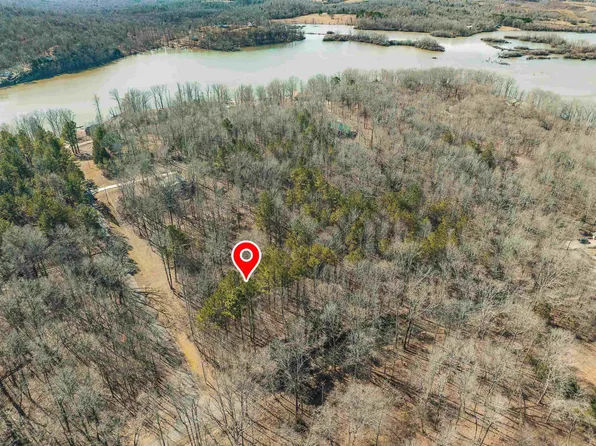 41 Featherfoot Parkway Loop, Parsons, TN 38363