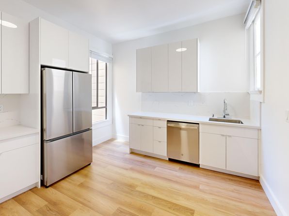1633 Washington St #4438440