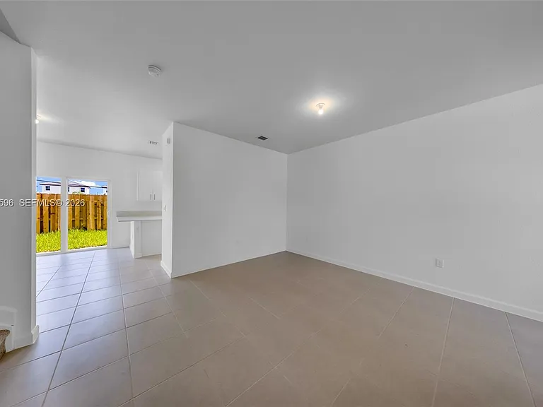 2567 SE 25th Dr #2567 — Photo 8
