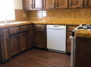 5844 W Hillsdale Ave, Visalia, CA 93291