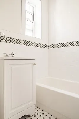 Rented by The Syper Group | media 18