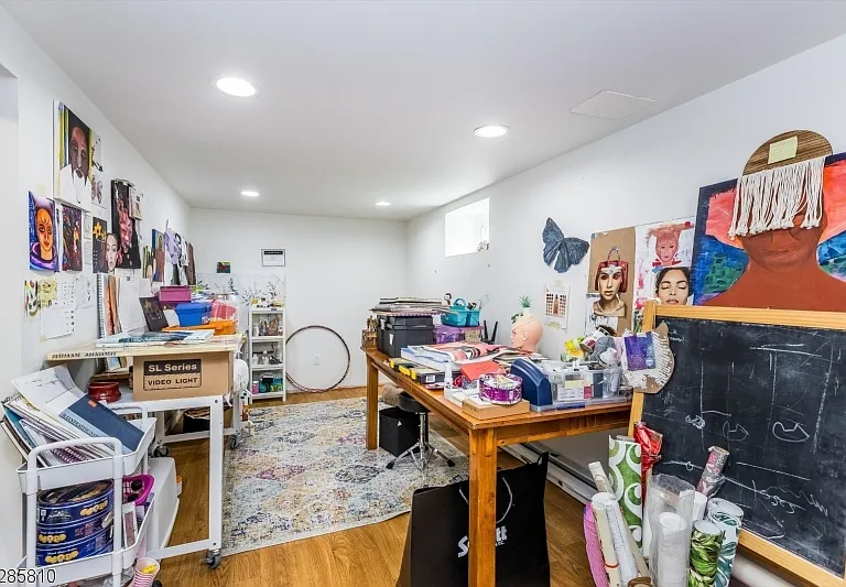 33 Linden Ave — Photo 20