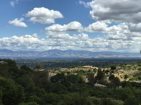 4th image of 22301 Rolling Hills Rd