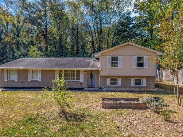 1121 Neva Dr SW, Marietta, GA 30060