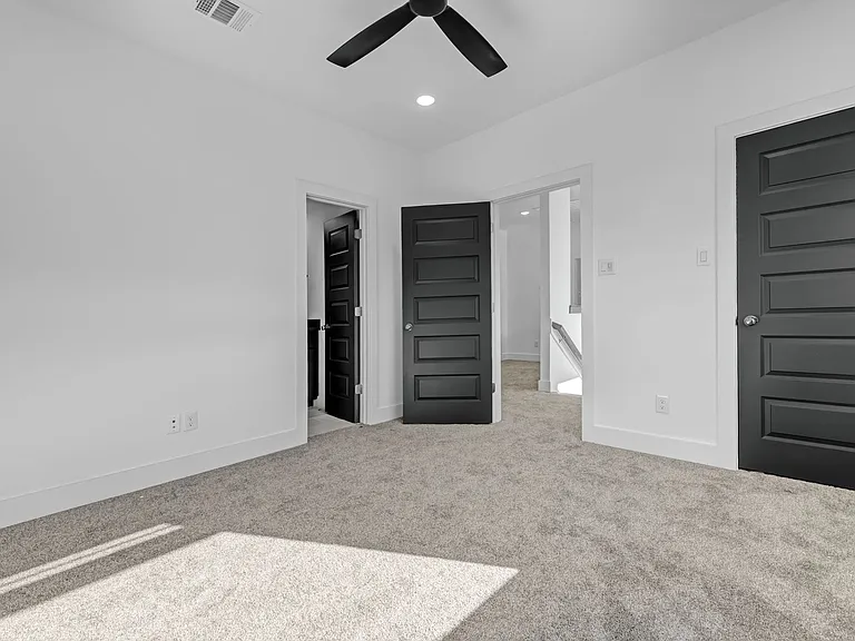 3011 Alpha Wolf Ct — Photo 31