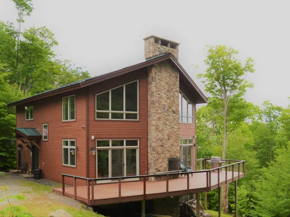 258 Upper Village Road, Warren, VT 05674