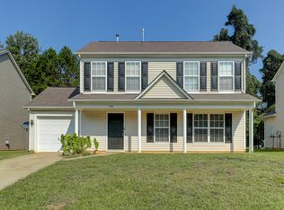 524 Stillgreen Ln, Charlotte, NC 28214