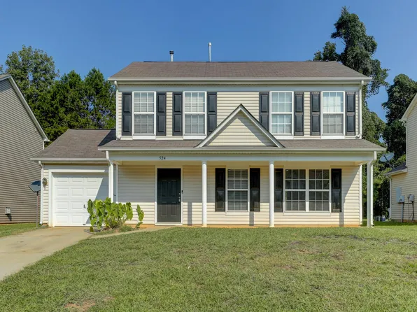 524 Stillgreen Ln, Charlotte, NC 28214