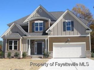 3832 Chadbourne Dr, Fayetteville, NC 28312