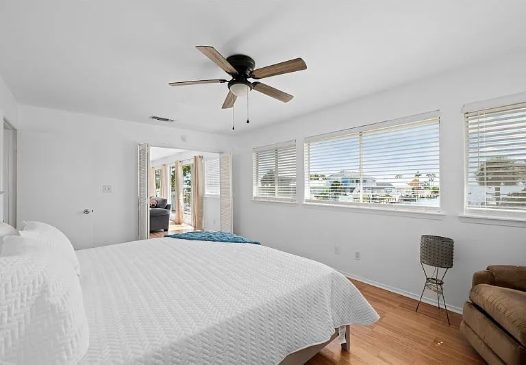 342 Lands End St — Photo 14