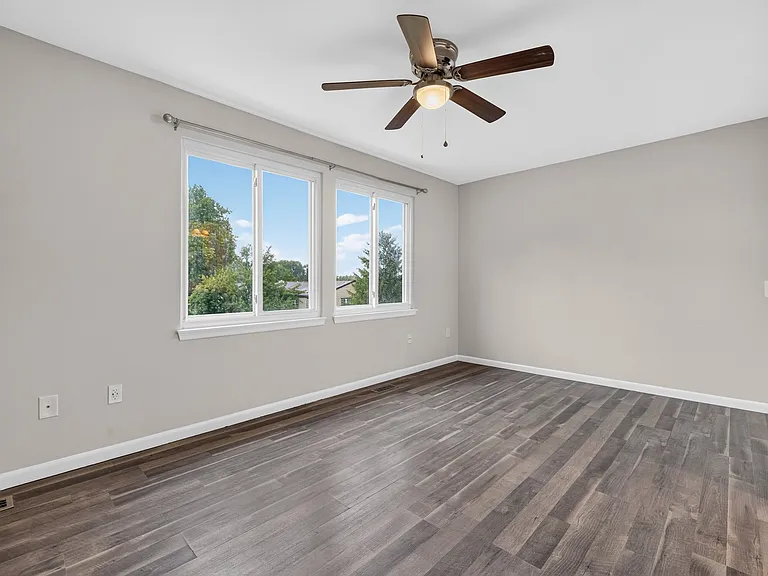 8808 Eureka Ln — Photo 12