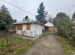8923 SE Clinton St, Portland, OR 97266