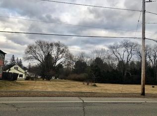 4 S Main St, New Salem, MA 01355