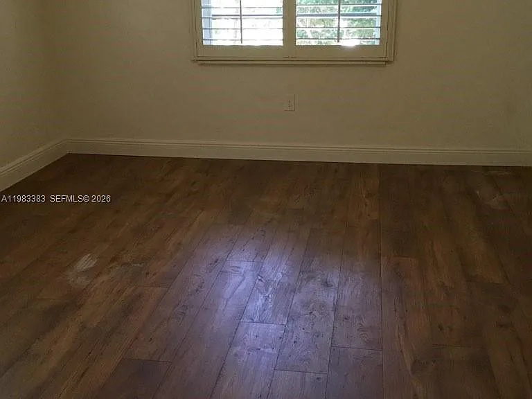 8927 Hawthorne Ave — Photo 24