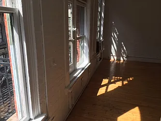 Rented by New York Manhattan Real Estate Incorporated