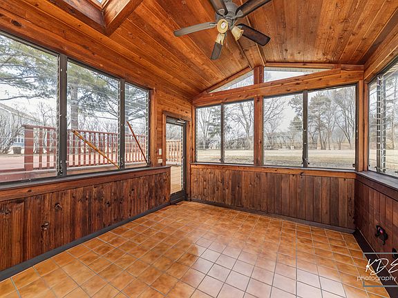 5th image of 29W376 Wagner Rd