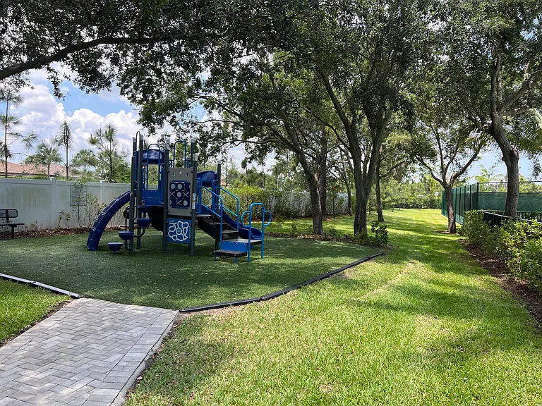 7191 Montereal Path — Photo 42