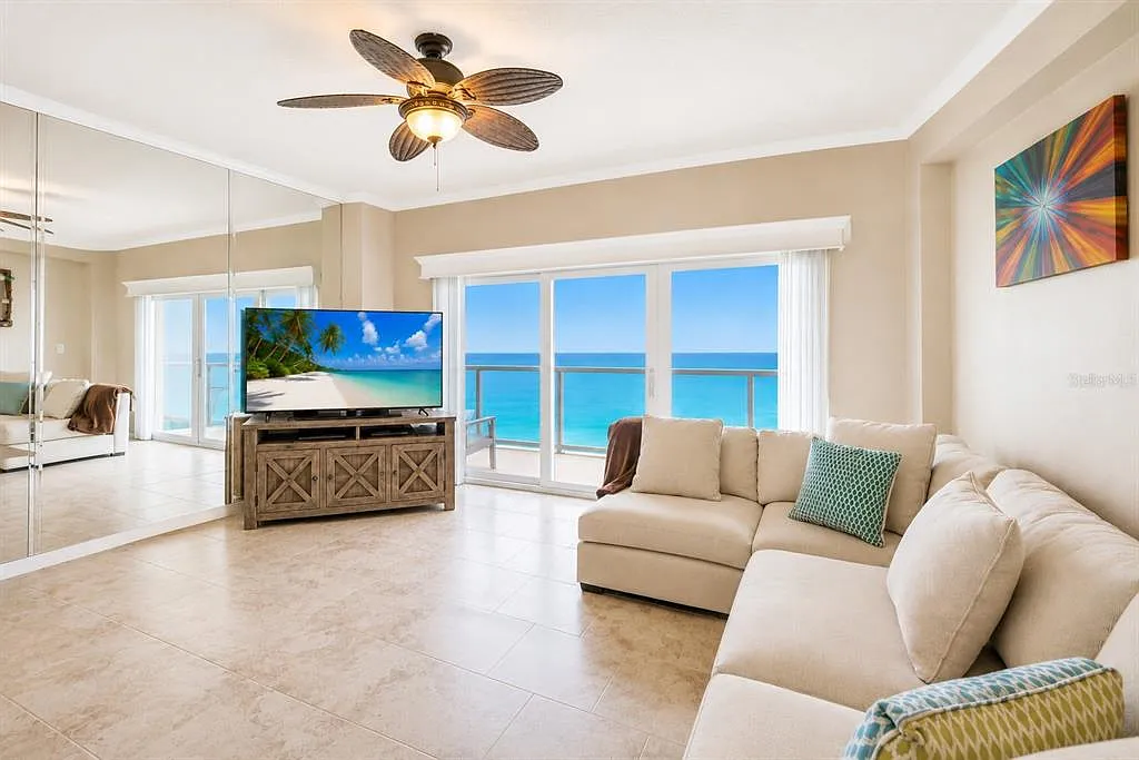 1 bed, 772 sqft, $3,200 — Photo 3