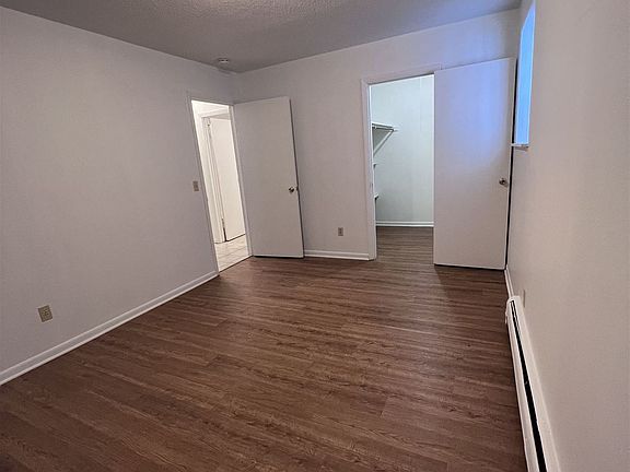 2nd image of 707 E Mount Hope Ave